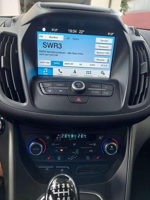 Gebraucht Ford Kuga Cool & Connect 120 PS (88 kW) 2018 Weiß SUV