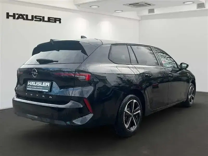 Gebraucht Opel Astra Edition 110 PS (80 kW) 2024 Karbon schwarz Kleinwagen