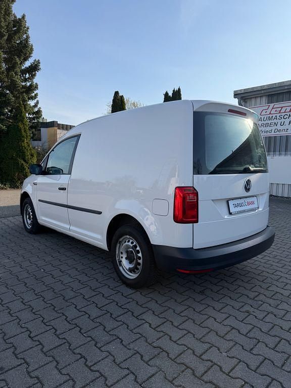 Gebraucht VW Caddy 102 PS (75 kW) 2020 Weiß Van / Kleinbus
