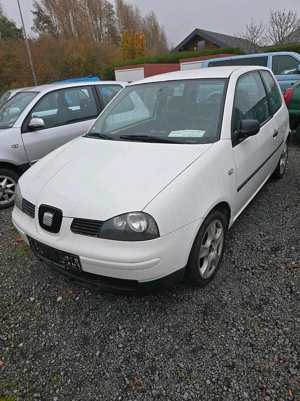 Weiß Gebraucht 2004 Seat Arosa Kleinwagen | 1.000 € (Fairer Preis) - Bild 1/4
