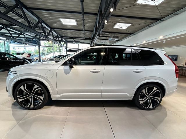 Gebraucht Volvo XC90 Plus 455 PS (334 kW) 2024 Crystal white / metallic SUV