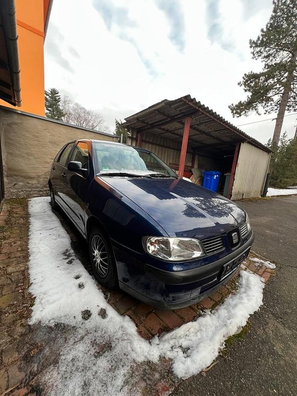 Gebraucht Seat Ibiza 60 PS (44 kW) 2001 Blau Kleinwagen