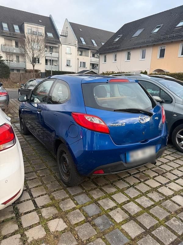 Gebraucht Mazda 2 74 PS (54 kW) 2009 Blau Kleinwagen