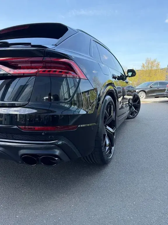 Gebraucht Audi SQ8 Sport 507 PS (372 kW) 2022 Schwarz SUV