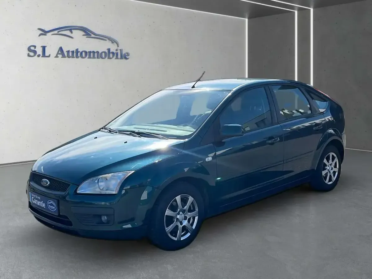 Gebraucht Ford Focus Fun X 101 PS (74 kW) 2008 Grün Kleinwagen