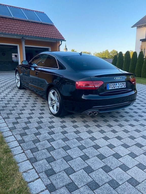 Gebraucht Audi A5 Comfort 170 PS (125 kW) 2011 Schwarz Coupé