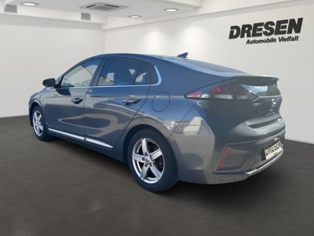 Gebraucht Hyundai Ioniq Premium 141 PS (103 kW) 2019 Grau Kleinwagen