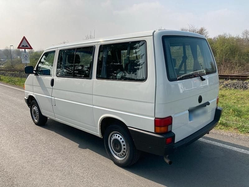 Używany VW T4 78 KM (57 kW) 1991 Biały Van