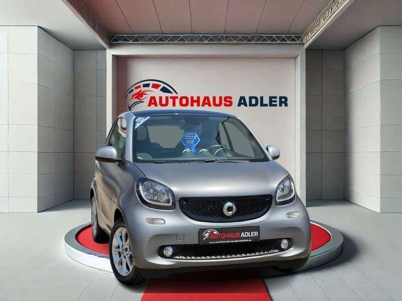 Grau Gebraucht 2015 Smart ForTwo Coupé Passion Coupé | 5.990 € - Bild 1/4