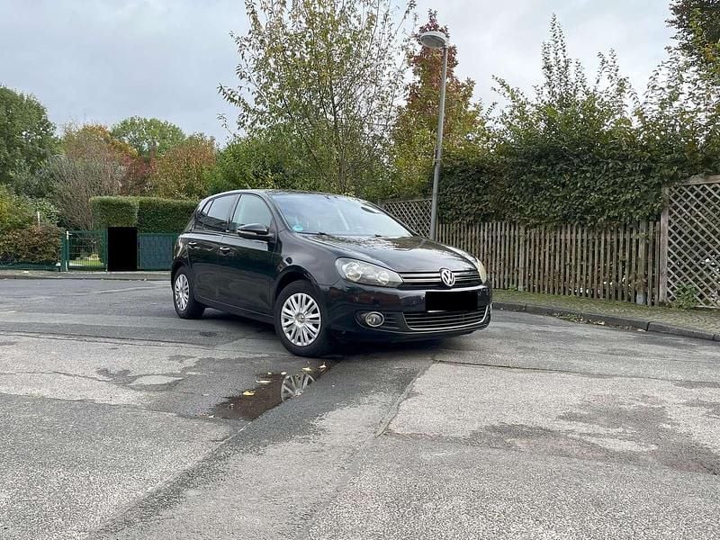 Gebraucht VW Golf VII Style 122 PS (89 kW) 2012 Schwarz Limousine