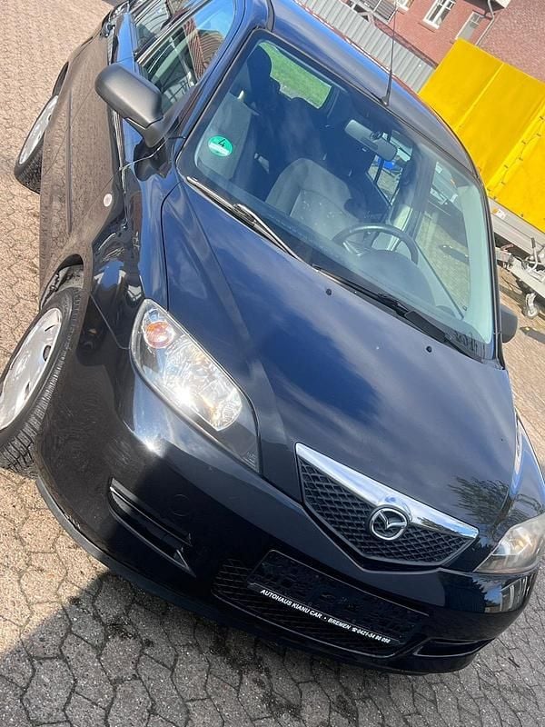 Usado Mazda 2 80 HP (58 kW) 2005 Preto Citadino