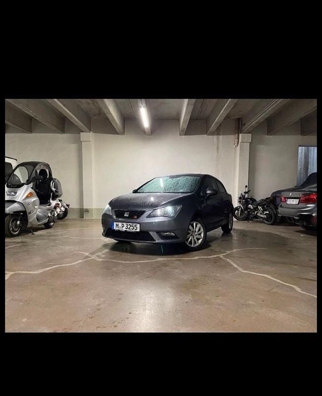 Grau Gebraucht 2012 Seat Ibiza SC Style Kleinwagen | 4.500 € (Fairer Preis) - Bild 1/4