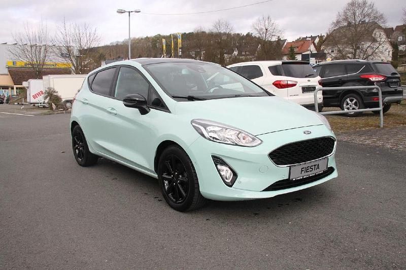 Gebraucht Ford Fiesta Cool & Connect 101 PS (74 kW) 2018 Aquamaringrün (metallic) Kleinwagen