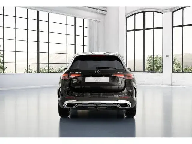 Gebraucht Mercedes GLC200 163 PS (119 kW) 2026 SUV