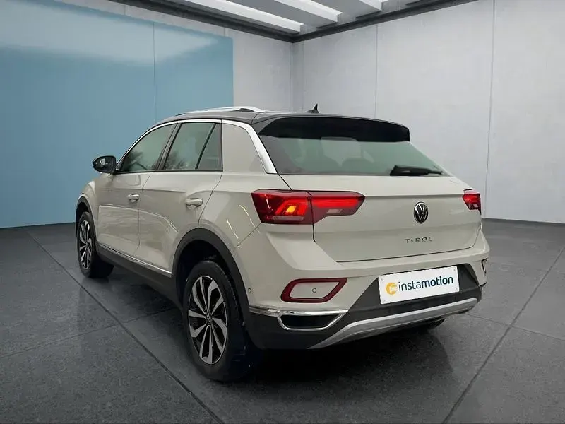 Usata VW T-Roc 150 CV (110 kW) 2023 Grigio SUV