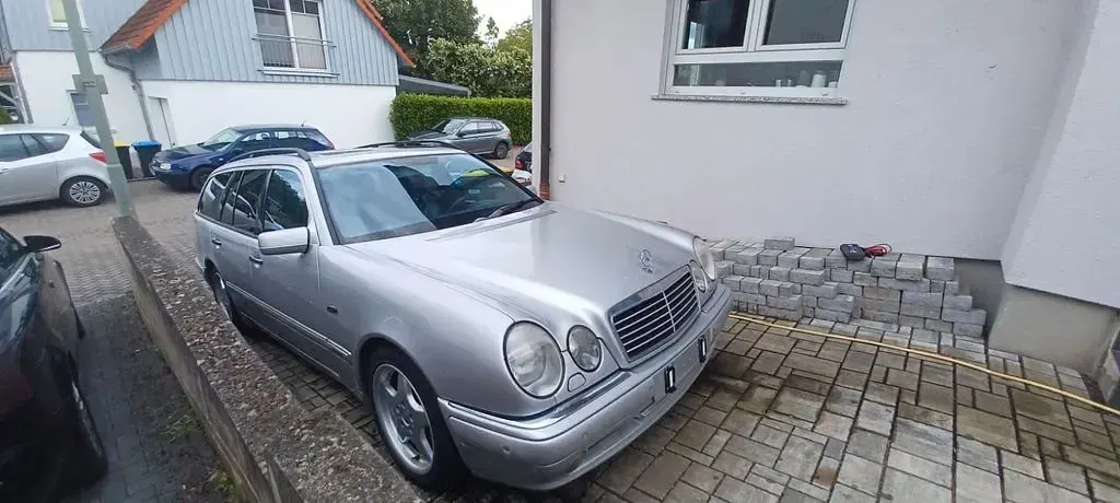 Gebraucht Mercedes E55 AMG AMG 354 PS (260 kW) 2002 Silber Limousine