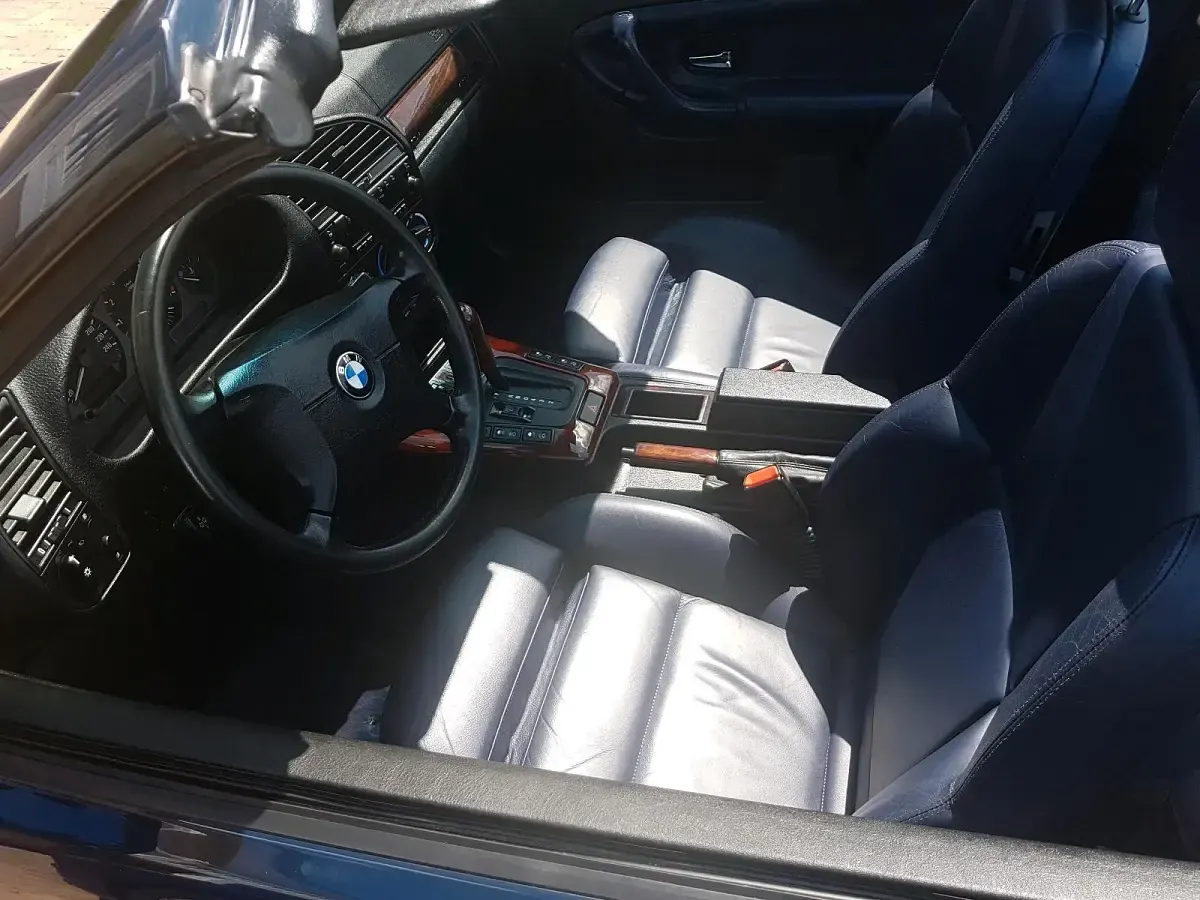 Gebraucht BMW 320 Cabriolet 150 PS (110 kW) 1997 Blau Cabrio