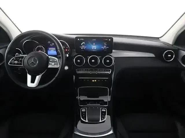 Gebraucht Mercedes GLC220 194 PS (142 kW) 2023 Grau SUV