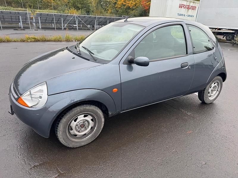 Grau Gebraucht 2002 Ford Ka Futura Kleinwagen | 990 € (Guter Preis) - Bild 1/4