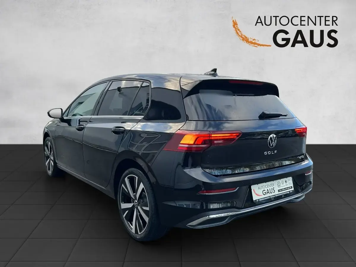 Nowe VW Golf Style 150 KM (110 kW) 2026 Czarny Coupe