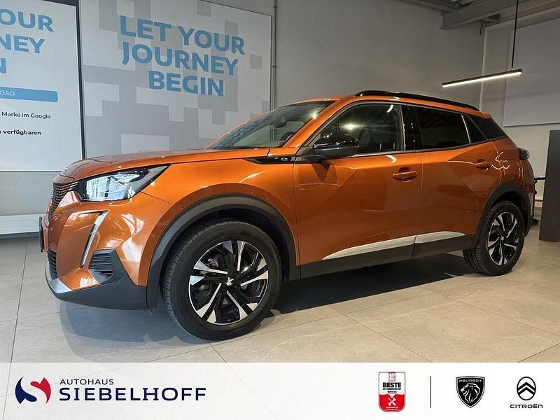 Gebraucht Peugeot e-2008 Allure 100 kW (136 PS) 2022 Orange fusion SUV