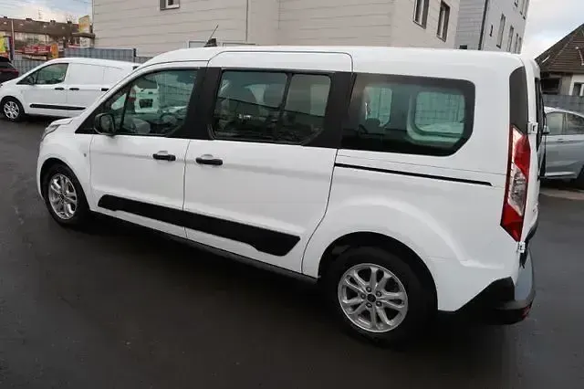 Gebraucht Ford Tourneo 120 PS (88 kW) 2021 Frozen white Kombi