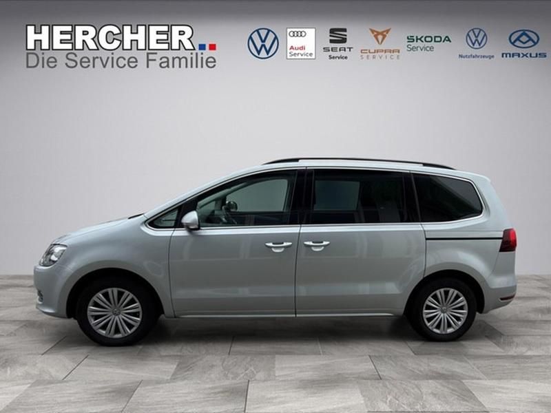Gebraucht VW Sharan Comfortline 150 PS (110 kW) 2021 Silber Van / Kleinbus