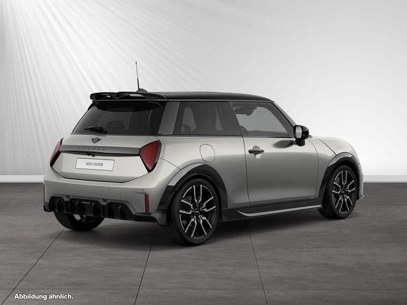 Używany Mini Cooper 156 KM (114 kW) 2025 Srebrny Hatchback