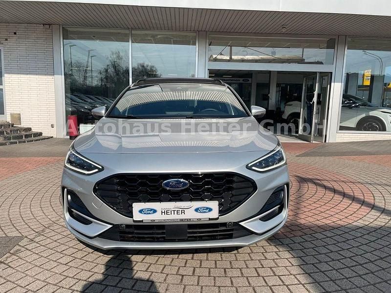 Gebraucht Ford Focus ST-Line X 155 PS (114 kW) 2024 Silber Kombi