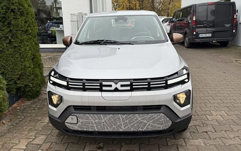 Neu Dacia Spring Extreme 75 kW (102 PS) 2025 Gris diamond silver Kleinwagen
