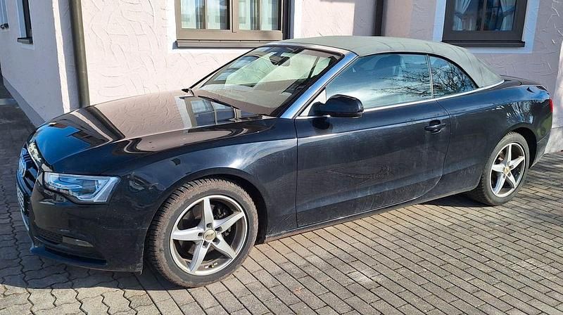 Gebraucht Audi A5 Cabriolet 177 PS (130 kW) 2013 Schwarz Cabrio