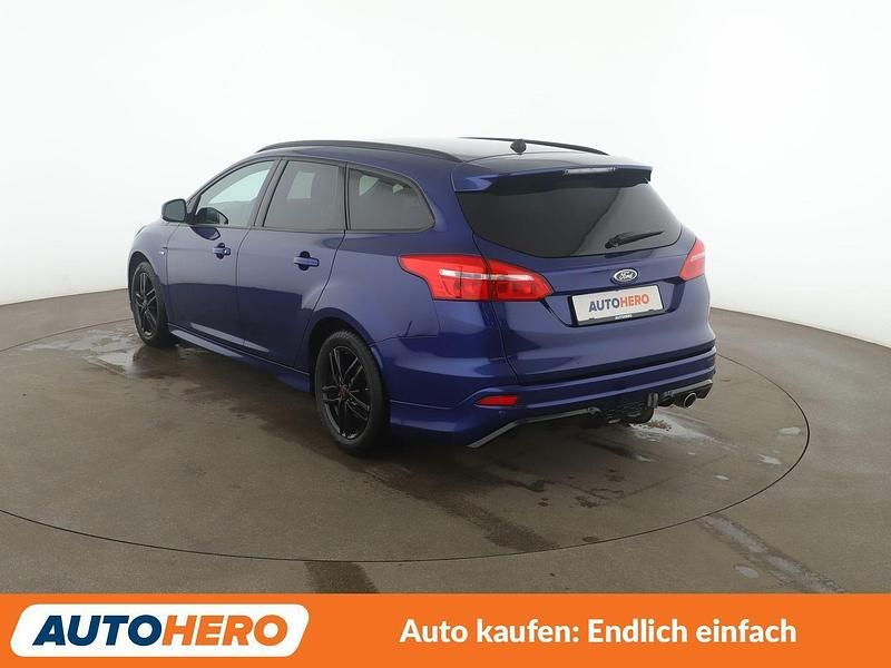 Gebraucht Ford Focus ST-Line 182 PS (133 kW) 2018 Blau Kombi