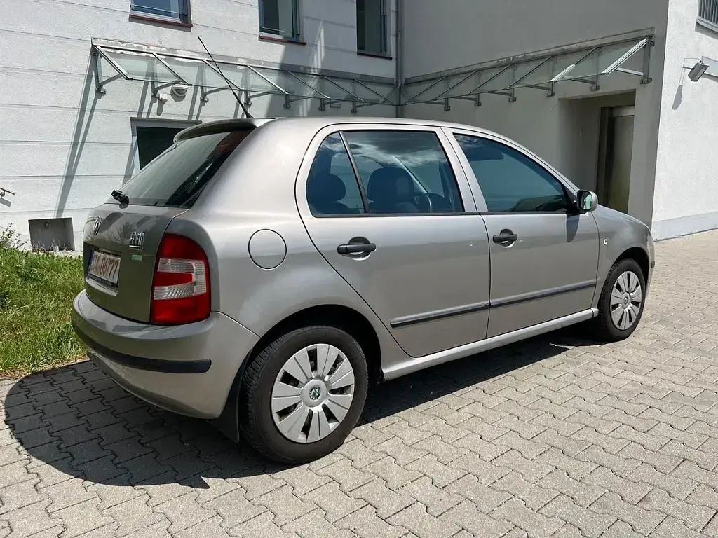 Gebraucht Skoda Fabia Ambiente 75 PS (55 kW) 2006 Beige Limousine