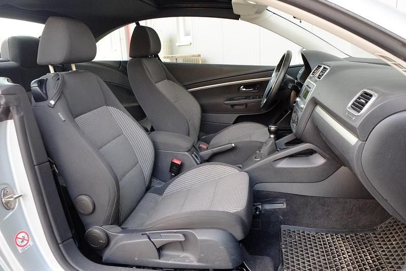 Gebraucht VW Eos 115 PS (84 kW) 2006 Silber Cabrio