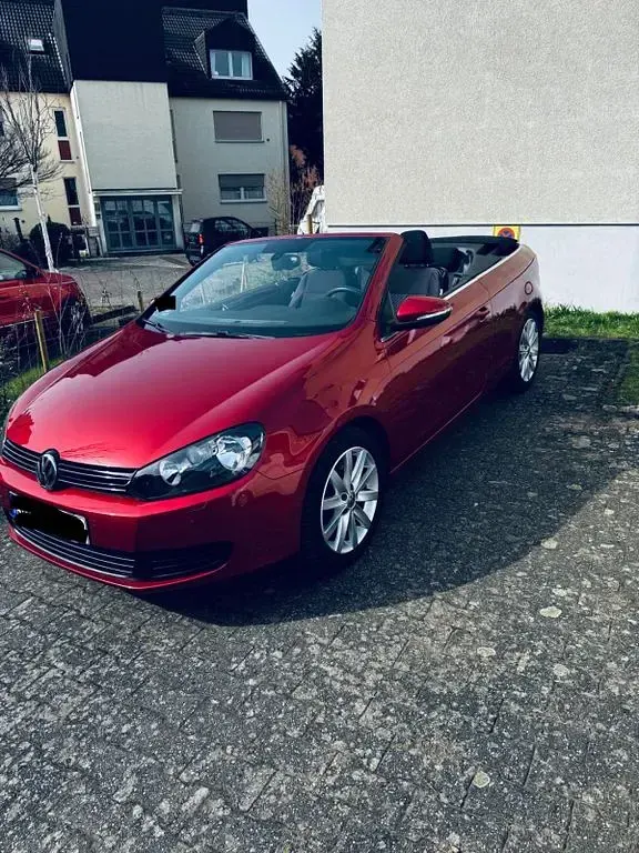 Gebraucht VW Golf Cabriolet 160 PS (117 kW) 2011 Rot Cabrio