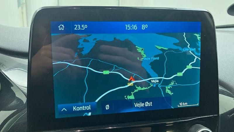 Gebraucht Ford Puma Titanium 120 PS (88 kW) 2022 Weiß SUV