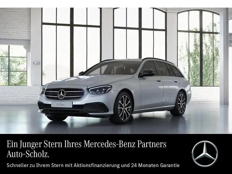 Metalliclack hightechsilber Gebraucht 2024 Mercedes E200 Avantgarde Kombi | 41.397 € (Fairer Preis) - Bild 1/3