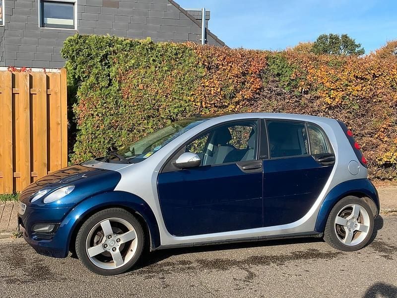 Gebraucht Smart ForFour Passion 95 PS (69 kW) 2004 Blau Kleinwagen