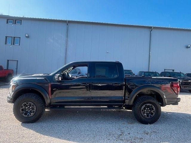 Neu Ford F-150 Raptor 729 PS (536 kW) 2026 Schwarz Pickup