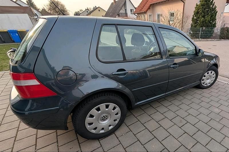 Gebraucht VW Golf IV 110 PS (80 kW) 2003 Grau Limousine