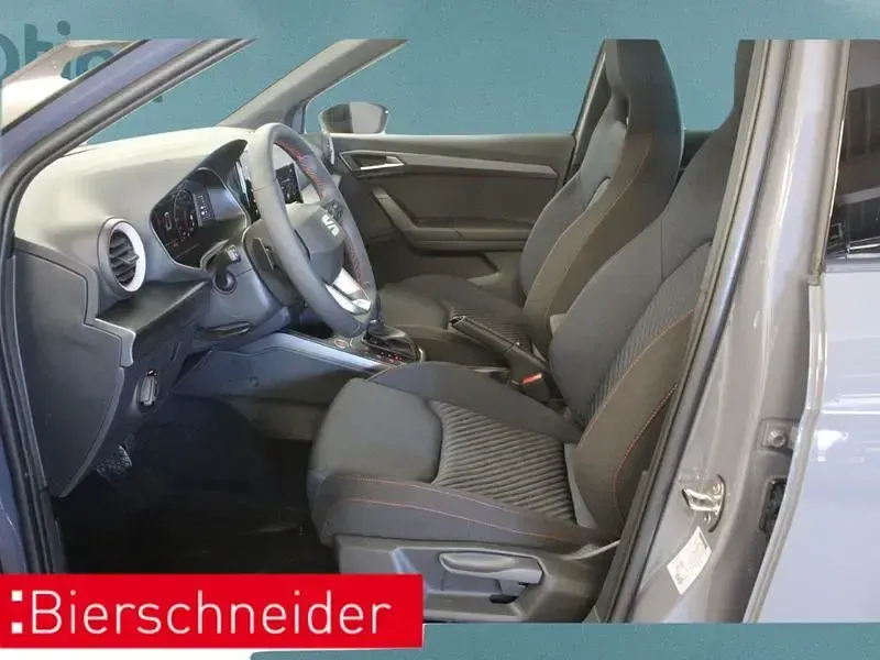 Neu Seat Arona 116 PS (85 kW) 2026 Grau SUV