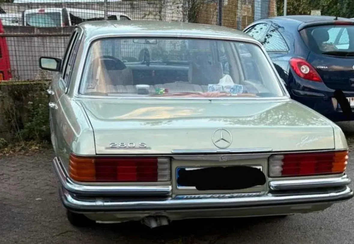 Gebraucht Mercedes 280 160 PS (117 kW) 1978 Grün Limousine