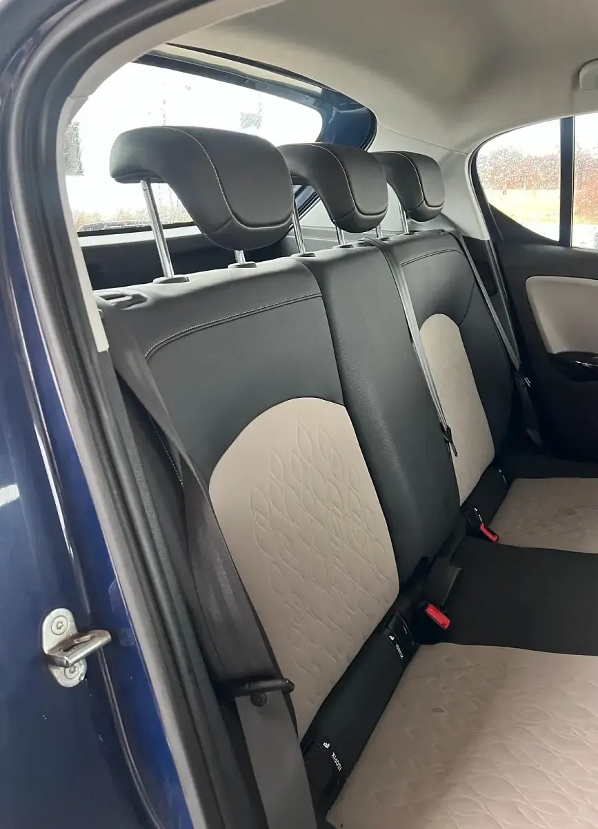 Używany Opel Corsa 116 KM (85 kW) 2015 Niebieski Hatchback