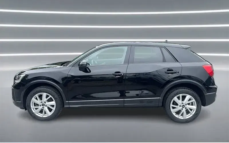 Gebraucht Audi Q2 Advanced 190 PS (139 kW) 2025 Mythosschwarz metallic SUV