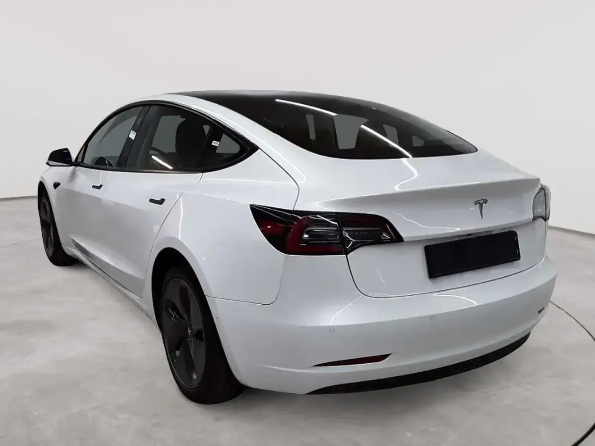 Occasion Tesla Model 3 Standard Range Plus 239 kW (325 ch) 2021 Blanc Berline