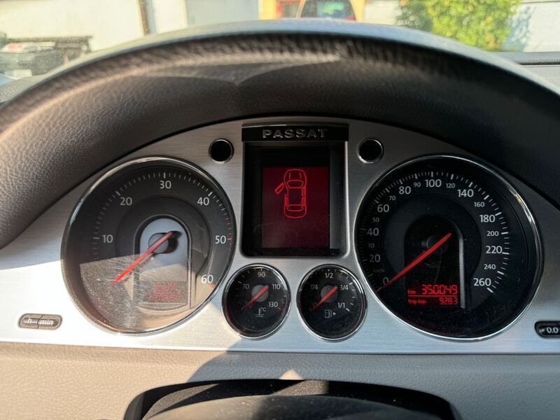 Gebraucht VW Passat Highline 140 PS (102 kW) 2006 Schwarz Kombi