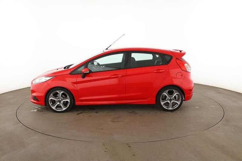 Gebraucht Ford Fiesta ST 182 PS (133 kW) 2017 Rot Limousine