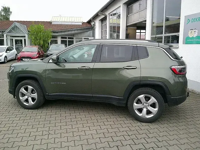 Usado Jeep Compass Limited 170 HP (125 kW) 2018 Verde SUV