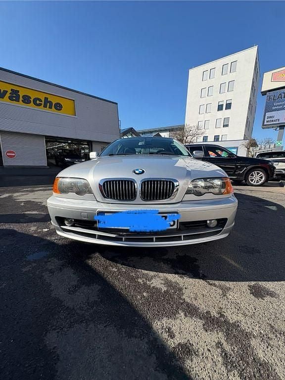 Gebraucht BMW 320 150 PS (110 kW) 1999 Silber Coupé