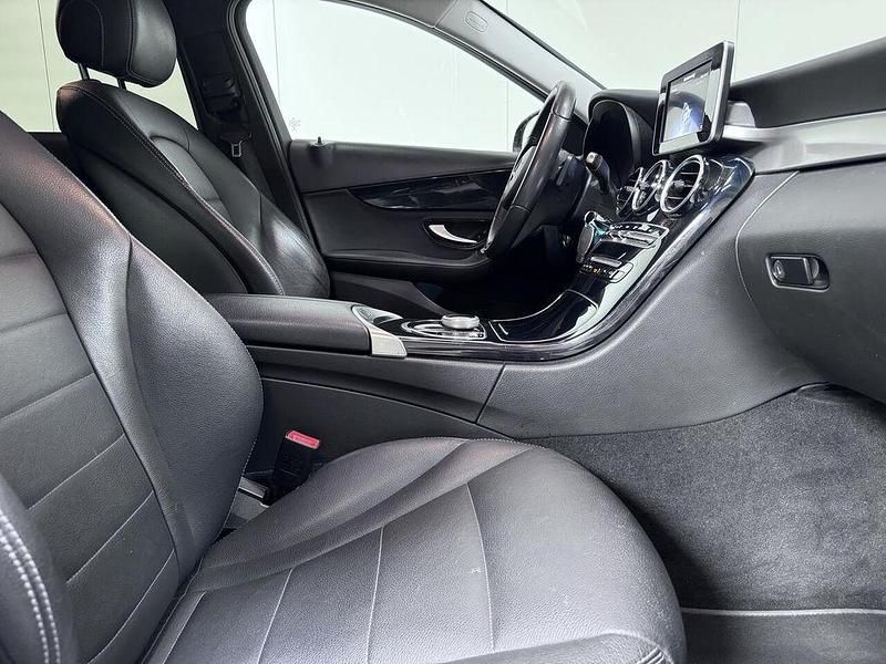 Gebraucht Mercedes C300e 204 PS (150 kW) 2017 Schwarz Kombi